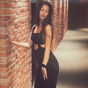 Meet your Posher, Sharon lea